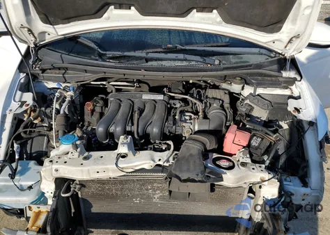 2015 Honda Fit Ex z USA, uszkodzony, nr VIN 3HGGK5H89FM736474